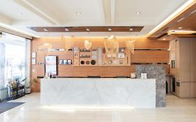 Green Hotel - Tea Way
